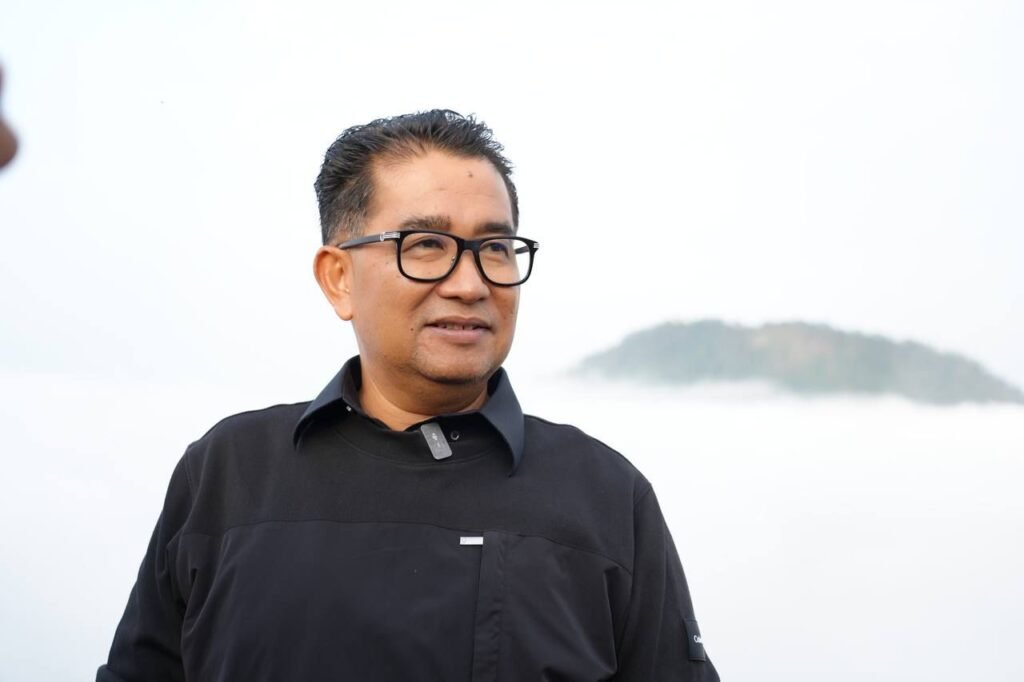 Penjabat (Pj) Gubernur Kalimantan Timur (Kaltim) Akmal Malik mengaku sangat tertarik untuk segera menggelar turnamen Paralayang Gubernur Cup 2024 di Gunung Embun, Desa Luan, Kecamatan Muara Samu, Kabupaten Paser.