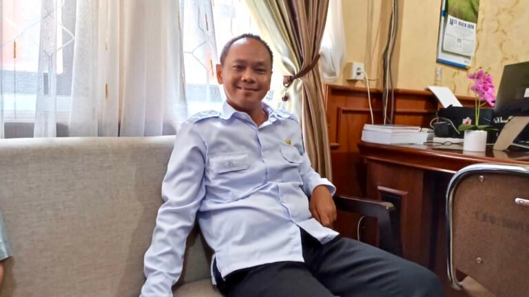 Dinas Koperasi (Diskop) dan Usaha Kecil Menengah (UKM) Kabupaten Kutai Timur (Kutim) Kalimantan Timur (Kaltim), terus memainkan peran dalam mendorong kemajuan sektor usaha dan ekonomi kreatif di kalangan masyarakat.