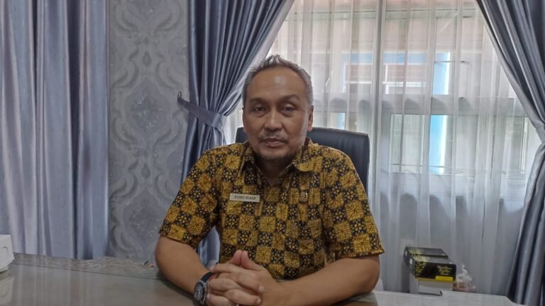 Pelaksana tugas (Plt) Kepala Dinas Pengendalian Penduduk, dan Keluarga Berencana (DPPKB) Kutai Timur, Kalimantan Timur, Ronny Bonar mengungkapkan tantangan yang dihadapi dalam upaya menangani masalah stunting di wilayahnya.