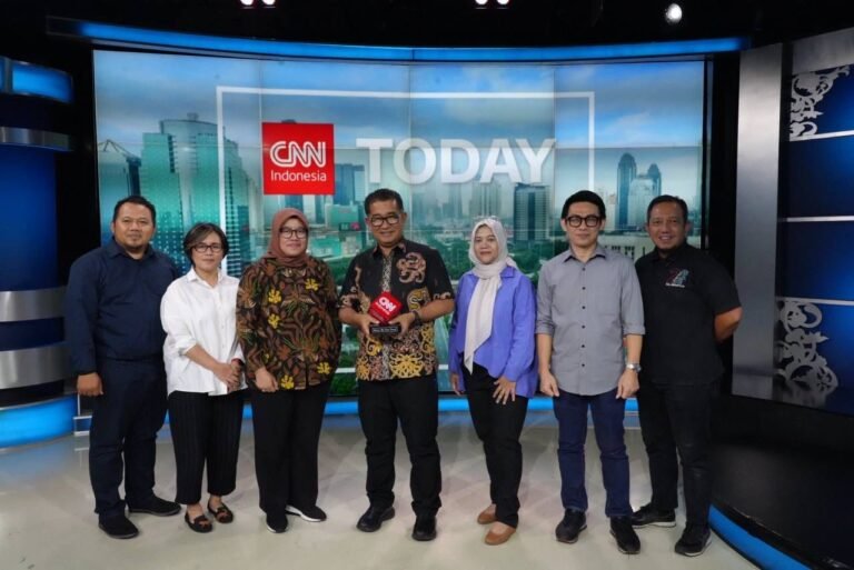 Penjabat (Pj) Gubernur Kalimantan Timur (Kaltim) Akmal Malik mengungkapkan masih ada masalah krusial yang harus segera diselesaikan di daerah lokasi Ibu Kota Nusantara (IKN) dibangun.