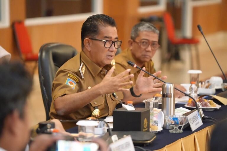 Penjabat (Pj) Gubernur Kalimantan Timur (Kaltim) Akmal Malik menyebut realisasi anggaran organisasi perangkat daerah (OPD) Pemerintah Provinsi Pemprov Kaltim mengalami kemajuan cukup signifikan memasuki pertengahan November 2023 ini.
