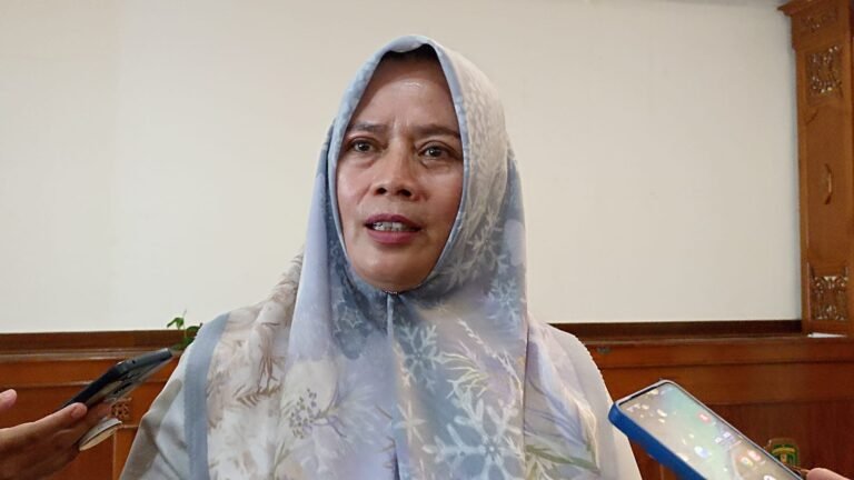 DP3A Kutim Perkuat Kesetaraan Gender, Proses Penyempurnaan Perda Terus Berlanjut
Telah dibaca : 840 Kali.
Pelaksana Tugas (Plt) Kepala Dinas Pemberdayaan Perempuan dan Perlindungan Anak (DP3A) Kabupaten Kutai Timur (Kutim) Sulastin menegaskan keseriusan pihaknya dalam menyempurnakan Peraturan Daerah (Perda) Pengarusutamaan Gender.