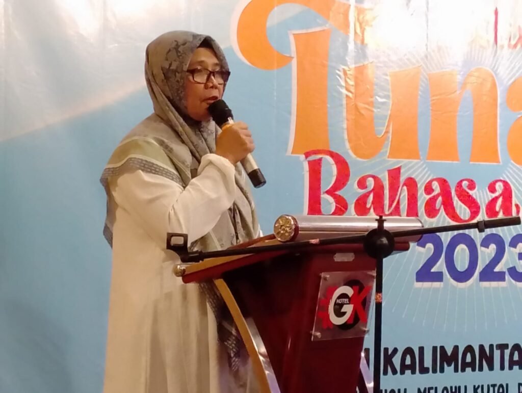 Pejabat (Pj) Gubernur Provinsi Kalimantan Timur (Kaltim) diwakili Kepala Bidang (Kabid) Kebudayaan Dinas Pendidikan dan Kebudayaan Provinsi Kaltim (Disdikbud Kaltim) Yekti Utami membuka secara resmi Festival Tunas Bahasa Ibu Kaltim Tahun 2023.