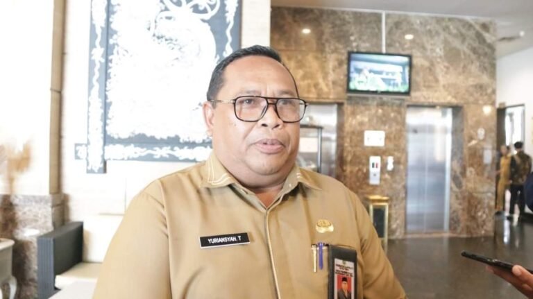 Kepala Dinas Pemberdayaan Masyarakat dan Desa (DPMDes) Kabupaten Kutai Timur (Kutim), Yuriansyah memberikan apresiasi tinggi terhadap inisiatif Badan Kesatuan Bangsa dan Politik (Kesbangpol) Kutim yang menggelar kegiatan Sosialisasi Netralitas Perangkat Desa.