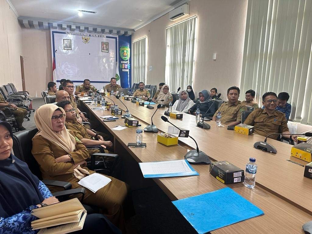 Kutai Timur Berhasil Masuk Tahap Wawancara TOP Digital Awards 2023 Kabupaten Kutai Timur (Kutim) Provinsi Kalimantan Timur (Kaltim), telah mencapai tahap wawancara dalam penghargaan bergengsi tingkat nasional TOP Digital Awards 2023, yang diselenggarakan oleh Majalah It Works.