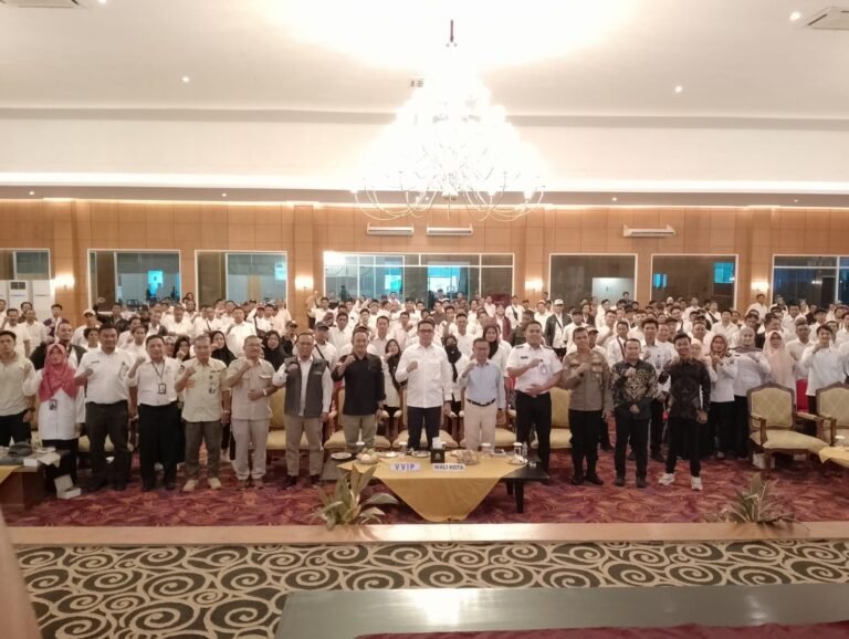 Badan Kesatuan Bangsa dan Politik (Kesbangpol) Kota Samarinda Kalimantan Timur (Kaltim) menggelar Bimbingan Teknis (Bimtek) Pengamanan Tempat Pemungutan Suara (Pam-TPS) Se-Kecamatan Samarinda Seberang pada Pelaksanaan Pemilu 2024.