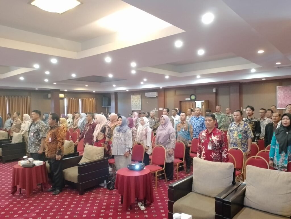 Dalam upaya mengatasi masalah kesehatan, Dinas Sosial (Dinsos) Kota Samarinda, Kalimantan Timur (Kaltim) menggelar rapat koordinasi (Rakor) untuk Kelompok Kerja Operasional (Pokjanal) Posyandu Kota Samarinda tahun 2023.