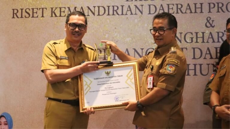 Pemerintah Provinsi (Pemprov) Kalimantan Timur (Kaltim) melalui Badan Penelitian dan Pengembangan Daerah (Balitbangda), Badan Riset dan Inovasi Daerah (BRIDA) Provinsi Kaltim memberikan penghargaan Perangkat Daerah Terbaik tahun 2023.