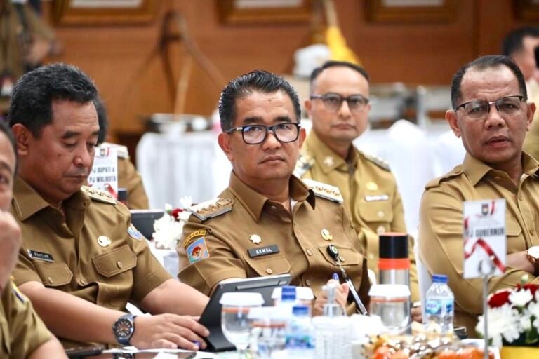 Penjabat (Pj) Gubernur Kalimantan Timur (Kaltim) Akmal Malik mengungkapkan Menteri Dalam Negeri Tito Karnavian memberikan lima instruksi/arahan terkait inflasi di daerah.