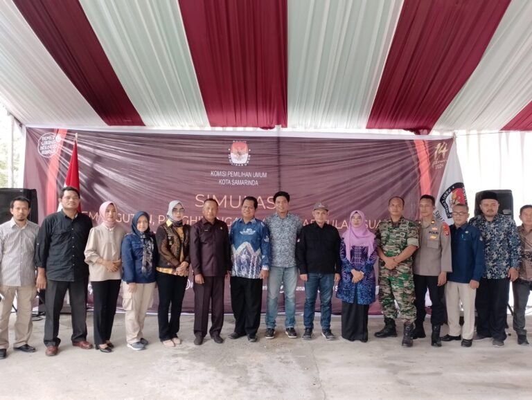 Asisten I Pemerintahan dan Kesejahteraan Rakyat Kota Samarinda Kalimantan Timur (Kaltim), Ridwan Tasa mengajak seluruh stakeholder dan masyarakat untuk berperan aktif dalam mensukseskan Pemilihan Umum (Pemilu) 2024.