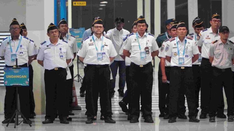 Staf Ahli Menteri Perhubungan Bidang Keselamatan dan Konektivitas Perhubungan, Subagiyo, mengakui, angkutan laut sebagai salah satu moda transportasi pilihan bagi masyarakat.