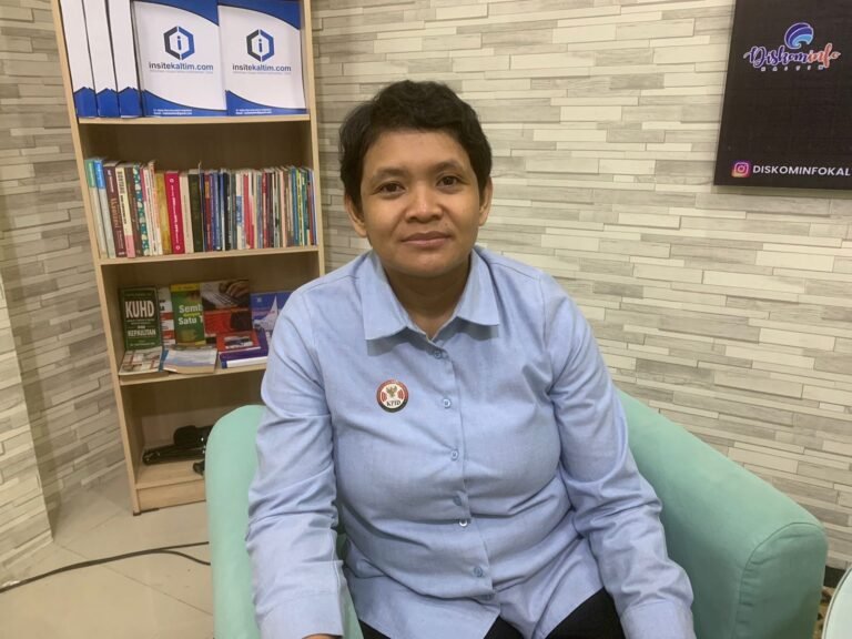 Koordinator Bidang Pengawasan Isi Siaran KPID Kalimantan Timur (Kaltim) Aji Novita Wida Vantini mengatakan dalam memantau penyiaran di Kaltim, pihaknya memiliki program On The Spot, yakni pengawasan di tempat secara real time.