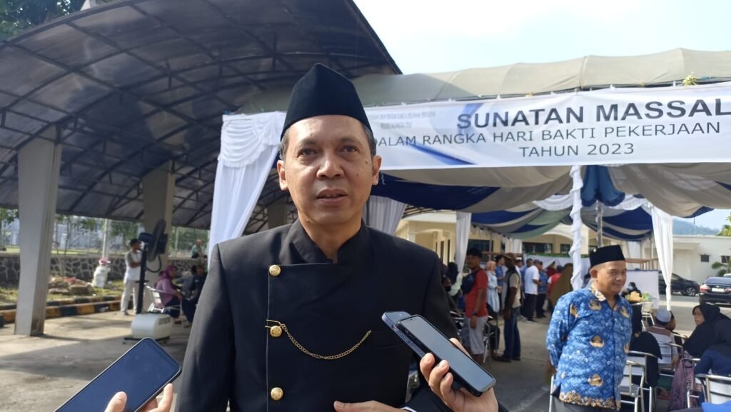 Kepala Dinas Pekerjaan Umum Penataan Ruang & Perum Rakyat (PUPR) Provinsi Kalimantan Timur, Aji Muhammad Fitra Firnanda menyoroti pencapaian luar biasa di sektor air minum.