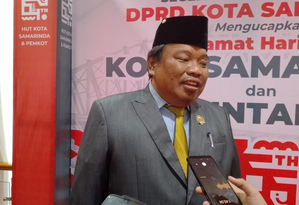 Sani Bin Husain Sebut Pembangunan Fisik Harus Seimbang dengan Peningkatan SDM Peringatan HUT Kota Samarinda, Provinsi Kalimantan Timur (Kaltim) ke-356 dan HUT Pemerintah Kota Samarinda ke-64, menjadi momen harapan dan catatan bagi berbagai kalangan serta pejabat pemerintah.