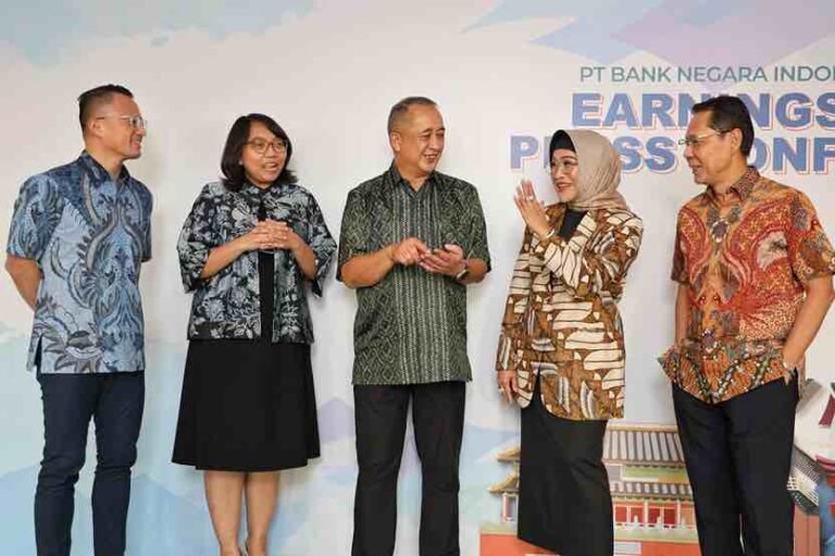 Di tengah turbulensi ekonomi global, PT Bank Negara Indonesia (Persero) atau BNI, optimis pada 2024 bisnisnya akan terus tumbuh positif, melalui program yang sudah dicanangkan perusahaan.