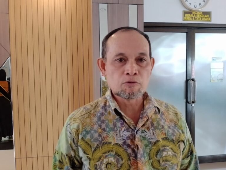 Dalam rangka meningkatkan partisipasi masyarakat pada Pemilihan Umum 2024 yang akan berlangsung pada 14 Februari mendatang, seluruh pihak, termasuk Badan Pengawas Pemilihan Umum (Bawaslu) Kota Samarinda Kalimanan Timur (Kaltim) gencar melakukan sosialisasi dan edukasi.