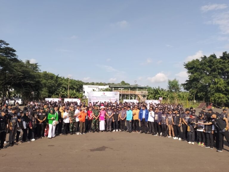 Badan Pengawas Pemilu Provinsi Kalimantan Timur (Bawaslu Kaltim) melaksanakan Apel Siaga Pengawasan Masa Tenang dan Pemungutan Suara dalam rangka Pemilu Serentak Tahun 2024, Jumat (9/2/2024).