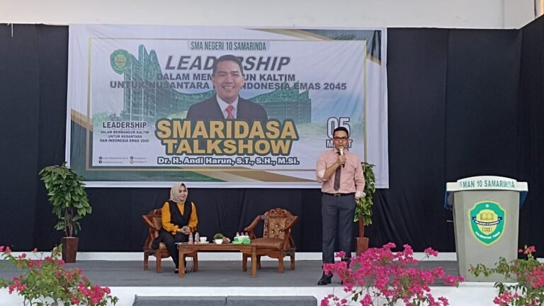 Wali Kota Samarinda Kalimantan Timur (Kaltim), Andi Harun, menjadi narasumber talk show yang diselenggarakan SMA Negeri 10 Samarinda dengan tema "Peran Serta Pelajar Dalam Mewujudkan Generasi Emas 2045 dan Menyukseskan IKN", Selasa (5/3/2024).