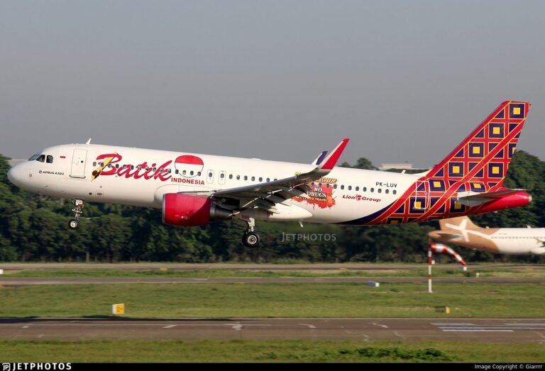 Kementerian Perhubungan (Kemenhub) memberikan teguran keras kepada Batik Air terkait atas insiden pilot dan copilot tertidur disaat menerbangkan pesawat bercode BTK6723 Batik Air A320 registrasi PK-LUV.