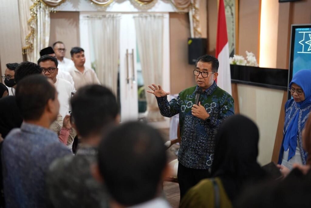 Penjabat (Pj) Gubernur Kalimantan Timur (Kaltim) Akmal Malik mengatakan memang Indeks Ketahanan Pangan (IKP) Kaltim memang di atas rata-rata nasional. Namun tidak ditunjang dengan kemandirian pangan, melainkan lebih banyak penyediaan yang didatangkan dari luar.