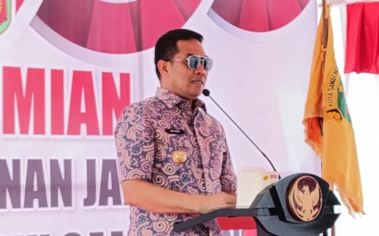 "Kita semua bisa menjadi pekerja keras, tapi tidak semua pekerja keras memiliki semangat pejuang. Kita harus menjalankan tugas bukan hanya karena perintah, tetapi juga karena cinta pada daerah ini," ujarnya, Jumat (1/3/2024).