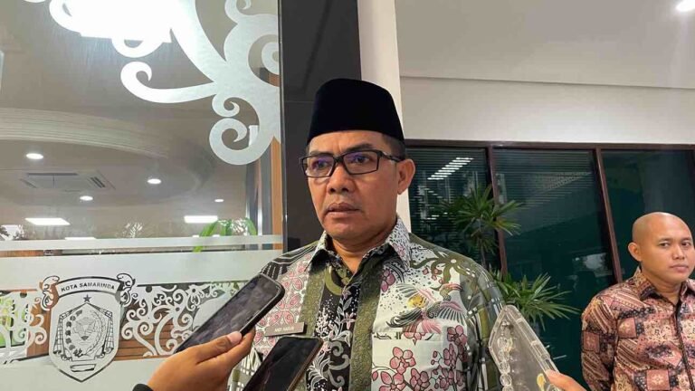 Pada saat bulan suci Ramadan, Wali Kota Samarinda Andi Harun mengakui bahwa permintaan kebutuhan bahan pokok di masyarakat cenderung terus meningkat, sehingga berdampak pada kenaikan harga.