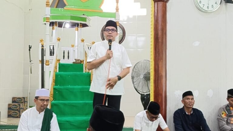 Pemerintah Kota (Pemkot) Samarinda Kalimantan Timur (Kaltim) memulai Safari Ramadan di Masjid Nurul Iman, Jalan Lempake Jaya, Kecamatan Samarinda Utara, Sabtu (16/3/2024).