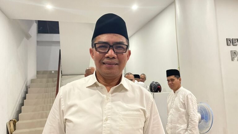 DPD Gerindra Kaltim Gelar Buka Puasa Bersama Atas Kemenangan Prabowo-Gibran
Telah dibaca : 823 Kali.
Dewan Perwakilan Daerah (DPD) Partai Gerindra Kalimantan Timur (Kaltim) mengadakan syukuran sekaligus buka puasa bersama atas kemenangan terpilihnya Prabowo Subianto dan Gibran Rakabuming Raka sebagai presiden dan wakil presiden 2024-2029 berdasarkan hasil rekapitulasi KPU.