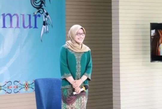 Sekda Promosikan Kaltim di Hadapan Para Diplomat
Telah dibaca : 800 Kali.
Sekretaris Daerah (Sekda) Kalimantan Timur (Kaltim) Sri Wahyuni mempromosikan Kaltim di hadapan seluruh peserta acara Diplomat Trip Exploring The Glory Of The Capital City Jakarta Heading To The Magnificent And Enchant Of East Kalimantan.