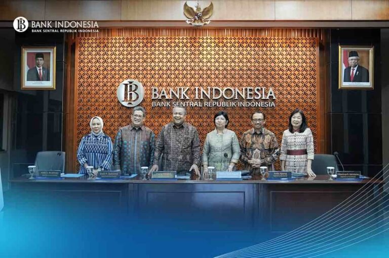 Rapat Dewan Gubernur (RDG) Bank Indonesia, 23-24 April 2024 memutuskan, menaikkan BI-Rate sebesar 25 bps menjadi 6,25, suku bunga deposit facility sebesar 25 bps menjadi 5,50 persen dan suku bunga Lending Facility sebesar 25 bps menjadi 7,00 persen.