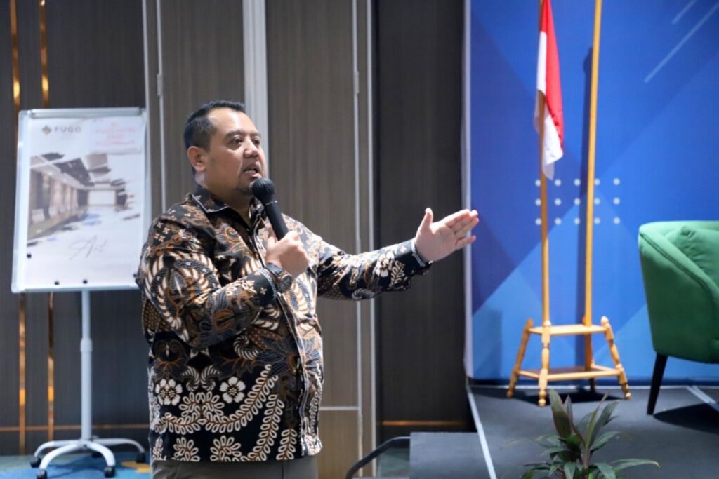 Ketua Komisi Pemilihan Umum (KPU) Kalimantan Timur (Kaltim) Fahmi Idris mengajak seluruh elemen masyarakat untuk mendukung peningkatan partisipasi pemilih pada pemilihan kepala daerah (Pilkada) Kaltim pada November 2024 mendatang, tak terkecuali Humas di lingkup Pemprov Kaltim.