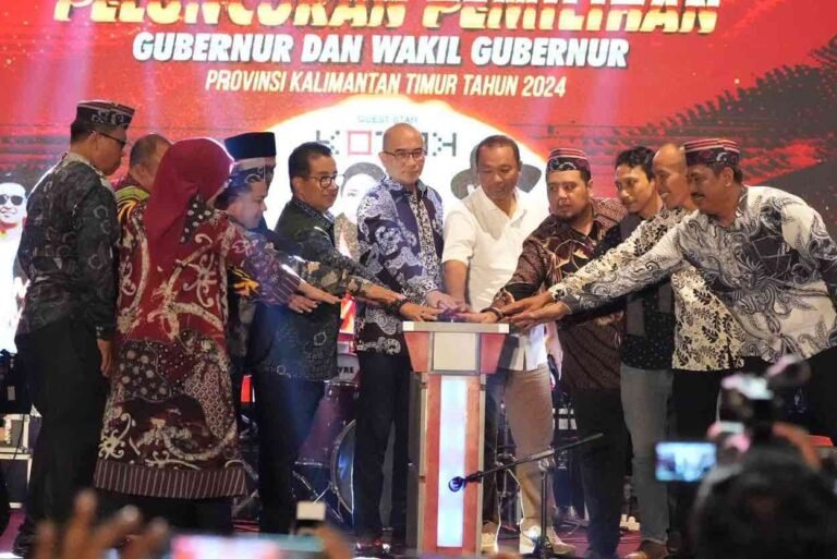Penjabat (Pj) Gubernur Kalimantan Timur (Kaltim) Akmal Malik mengajak seluruh masyarakat untuk turut serta berpartisipasi menentukan kepala daerah gubernur dan wakil gubernur di bulan November mendatang.