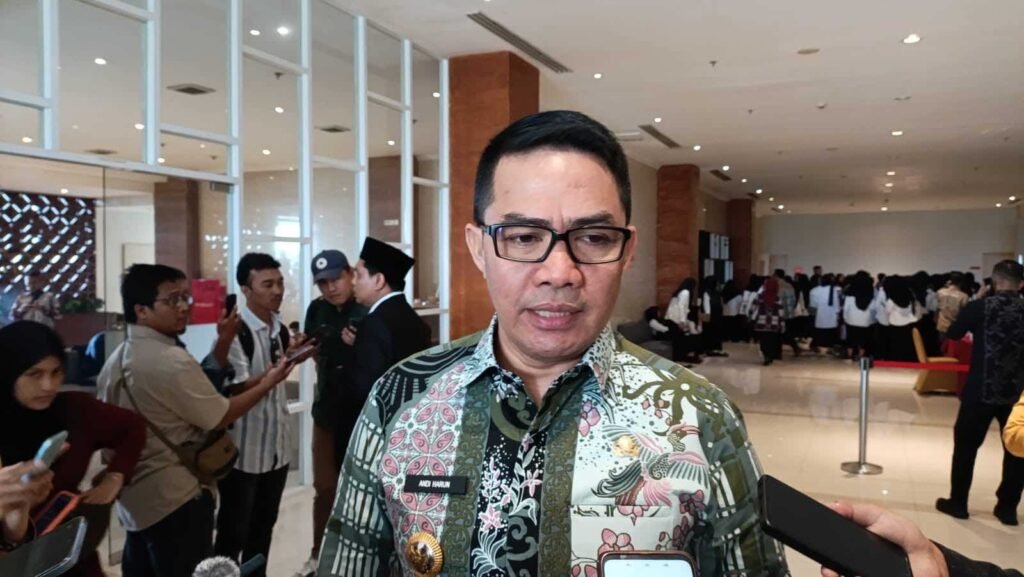 Wali Kota Samarinda Andi Harun menegaskan pentingnya Panitia Pemilihan Kecamatan (PPK) menjaga netralitas dan koordinasi untuk memastikan kelancaran Pemilihan Umum (Pemilu) 2024.