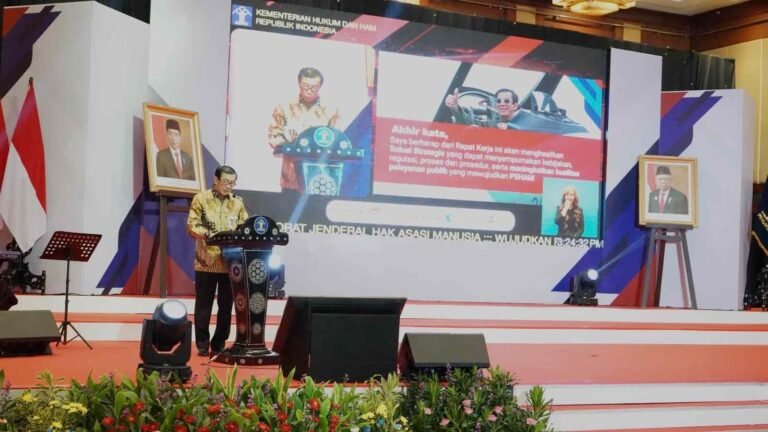 Direktorat Jenderal Hak Asasi Manusia (Ditjen HAM) menggelar Rapat Kerja Program Penghormatan, Perlindungan, Pemajuan, Penegakan, dan Pemenuhan HAM (P5HAM) Tahun 2024 dengan tema "Wujudkan P5HAM yang Berdampak Menuju Indonesia Emas"