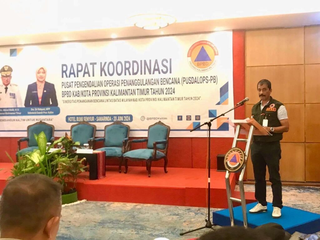 Era Digital Butuh Keselarasan Data dan SDM dalam Penanggulangan Bencana Dalam upaya penanggulangan bencana di era digital, Kepala Badan Penanggulangan Bencana Daerah (BPBD) Kalimantan Timur (Kaltim) Agus Tianur menegaskan pentingnya keselarasan data dan kebutuhan sumber daya manusia (SDM).