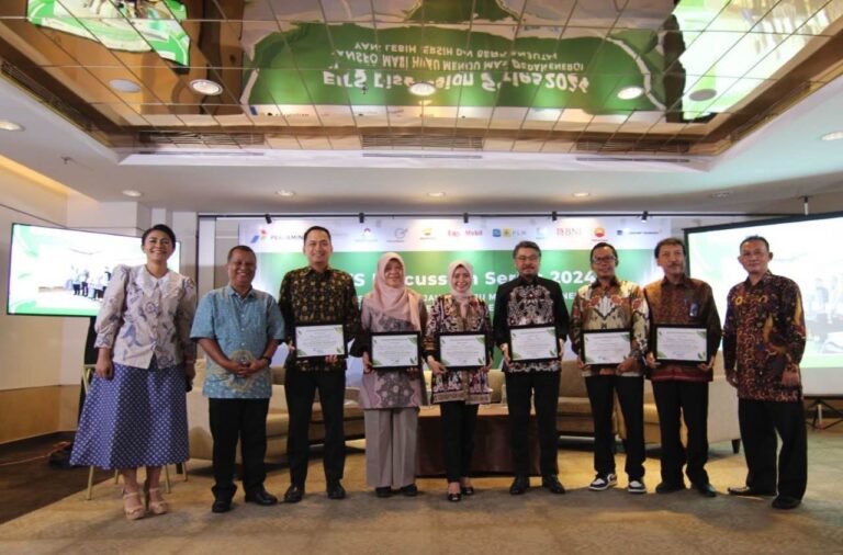 Bumi Sedang Tidak Baik-Baik Saja, Transisi Energi Mendesak Dilakukan
Telah dibaca : 917 Kali.