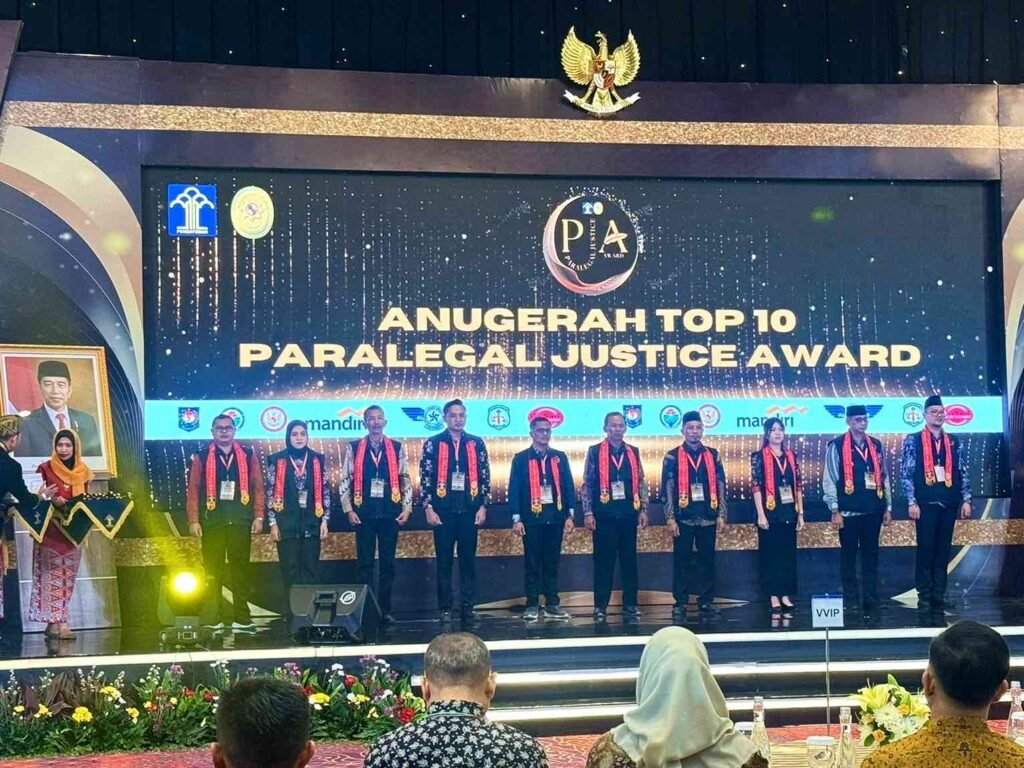 Pada Hari Lahir Pancasila, 1 Juni 2024, Kantor Wilayah Kemenkumham Kalimantan Timur mengikuti rangkaian acara Anugerah Paralegal Justice Award 2024.