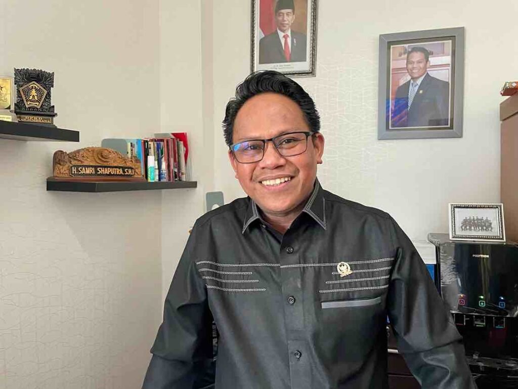 Proyek terowongan tunnel Kota Samarinda merupakan perdana yang dihadirkan di Pulau Kalimantan dan digadang-gadang dapat mengurai kemacetan di kawasan Gunung Manggah, Kecamatan Sambutan.