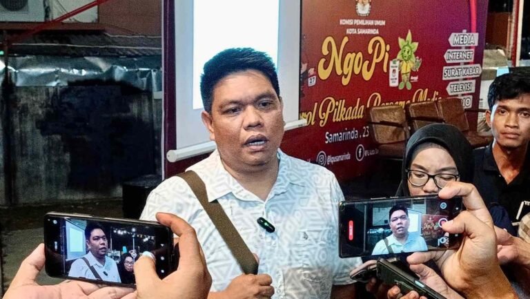 Partisipasi pemilih dalam pemilihan kepala daerah (Pilkada) seringkali menjadi sorotan, terutama saat dibandingkan dengan Pemilu (Pileg dan Pilpres).