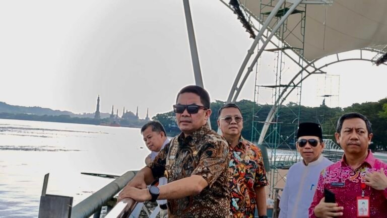 Proyek pembangunan Teras Samarinda segmen I yang berlokasi di Jalan Gajah Mada Samarinda kini hampir mencapai 100 persen.