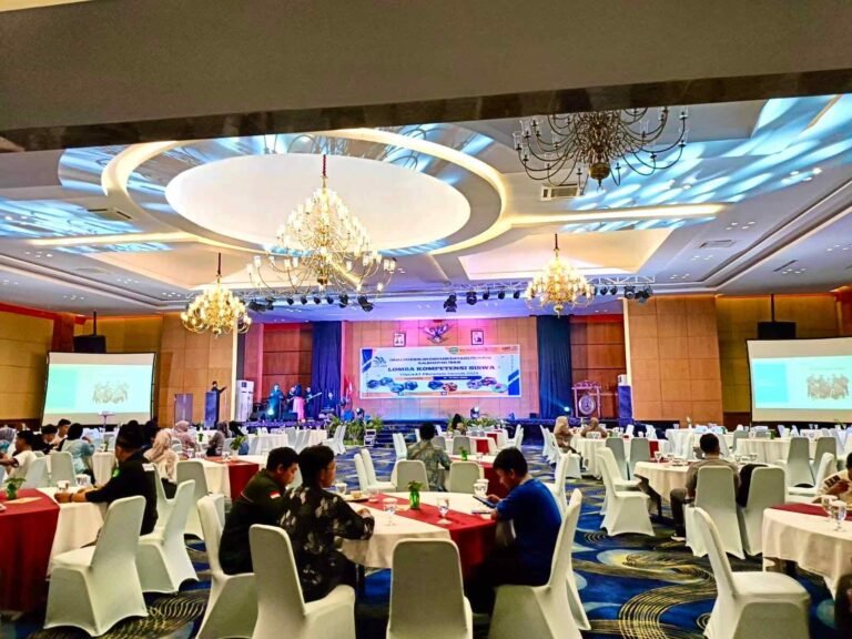 Dalam upaya mengembangkan talenta di bidang kompetensi keahlian, Dinas Pendidikan dan Kebudayaan (Disdikbud) Provinsi Kalimantan Timur (Kaltim) melalui Bidang Pembinaan SMK menyelenggarakan Lomba Kompetensi Siswa (LKS) jenjang SMK Tingkat Provinsi Kaltim 2024.