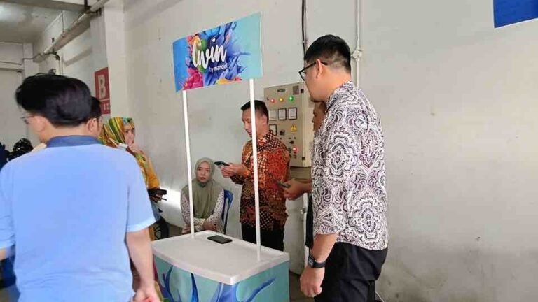 Dalam upaya mendukung program pemerintah kota melalui Dinas Perhubungan (Dishub) Samarinda, Big Mall mendukung program pembayaran parkir non tunai yang diberlakukan mulai Senin 1 Juli 2024.