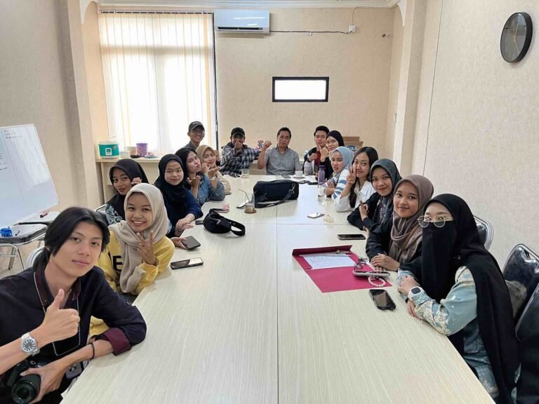 MSI Group kembali memberikan apresiasi kepada para wartawannya. Sebagaimana diketahui, sedikitnya 9 wartawan MSI Group telah mengikuti Uji Kompetensi (UKW) PWI.