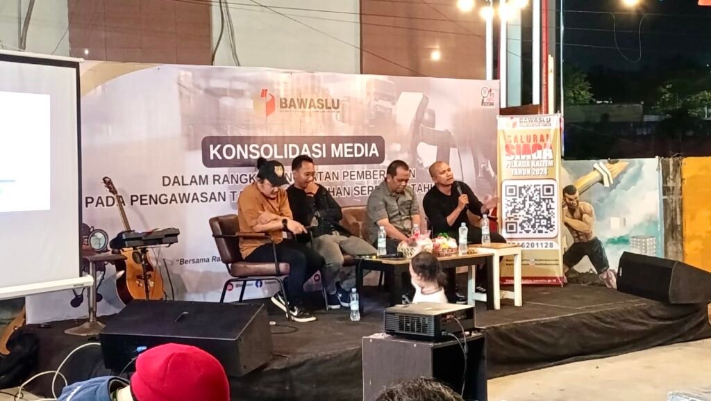Bawaslu dan Media Lokal Bersinergi Awasi Pilkada 2024 di Kaltim Badan Pengawas Pemilu Republik Indonesia (Bawaslu RI) mengadakan acara konsolidasi media di Setiap Hari Coffee, Jalan Ir. H. Juanda, Samarinda, Kalimantan Timur (Kaltim), Selasa (30/7/2024) malam.