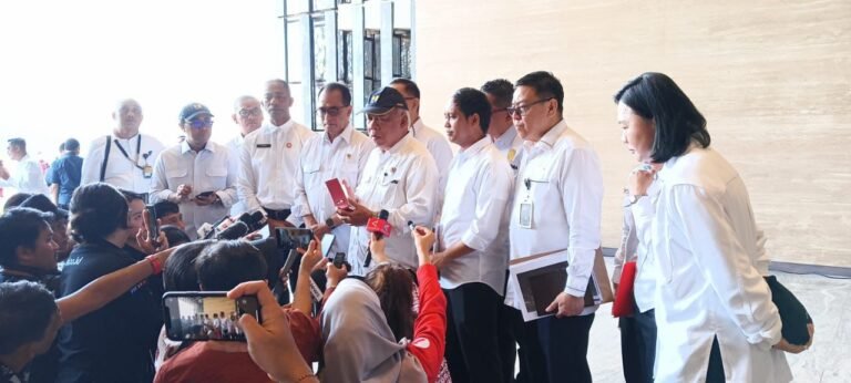 Plt Wakil Kepala Otorita IKN Raja Juli Antoni menyebut saat ini banyak beredar persepsi yang keliru tentang pembangunan Ibu Kota Nusantara (IKN) di tengah masyarakat Indonesia.