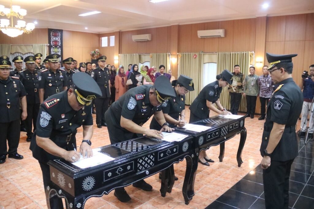 Lantik 61 Pejabat, Kakanwil Kemenkumham Instruksikan Hard Skill dan Soft Skill