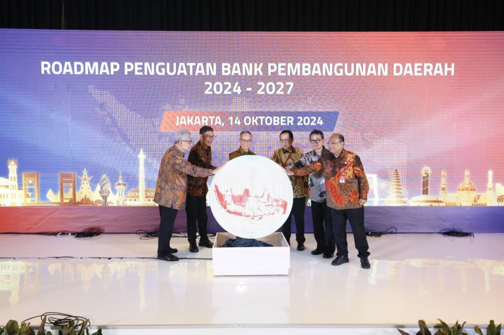 Upaya Kontributif dan Kompetitif, OJK Luncurkan Roadmap Penguatan BPD 2024-2027