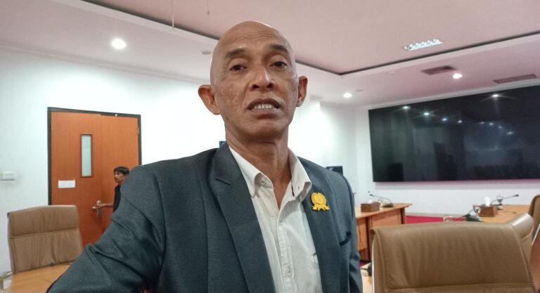 Yusuf Desak Pengadaan Kendaraan Khusus untuk Penanganan ODGJ
Telah dibaca : 901 Kali.