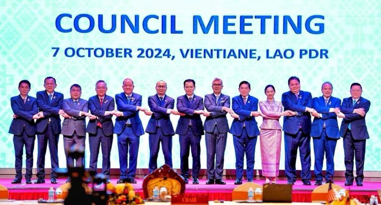 Airlangga Minta Negara ASEAN Kompak Tolak Kebijakan Diskriminatif Uni Eropa
Telah dibaca : 1.009 Kali.