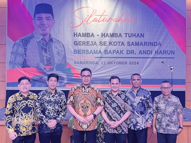 Silaturahmi Lintas Agama, Andi Harun Sebut Peran Gereja dalam Pembangunan Dearth
Telah dibaca : 881 Kali.